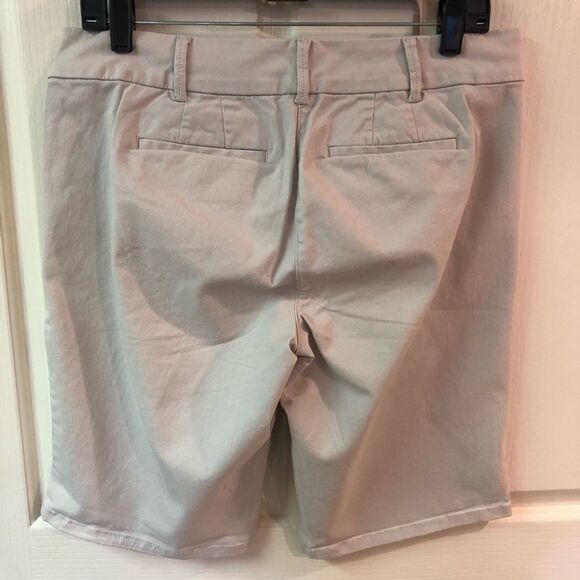 LOFT outlet rolled cuff Bermuda shorts - Picture 2 of 5